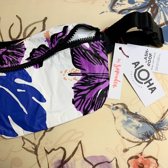 Aloha Collection Mini Hip Bag in Pape'ete / Beach Fannypack - NWT - Picture 5 of 12